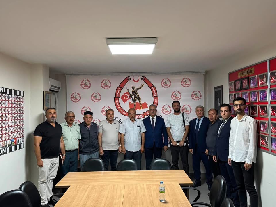 AHLATCI’DAN ŞEHİT AİLELERİ VE GAZİ DERNEKLERİNE ANLAMLI ZİYARET